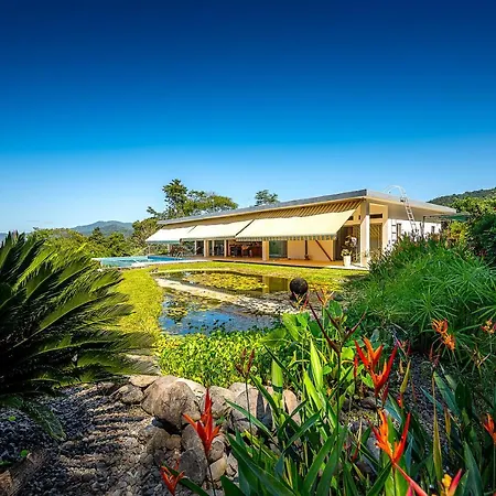 Casa Laureles Bed & Breakfast