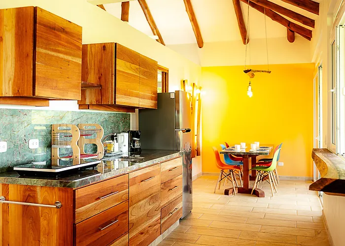Casa Laureles