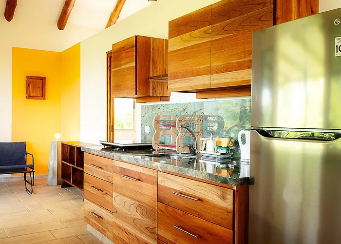 Casa Laureles 4*